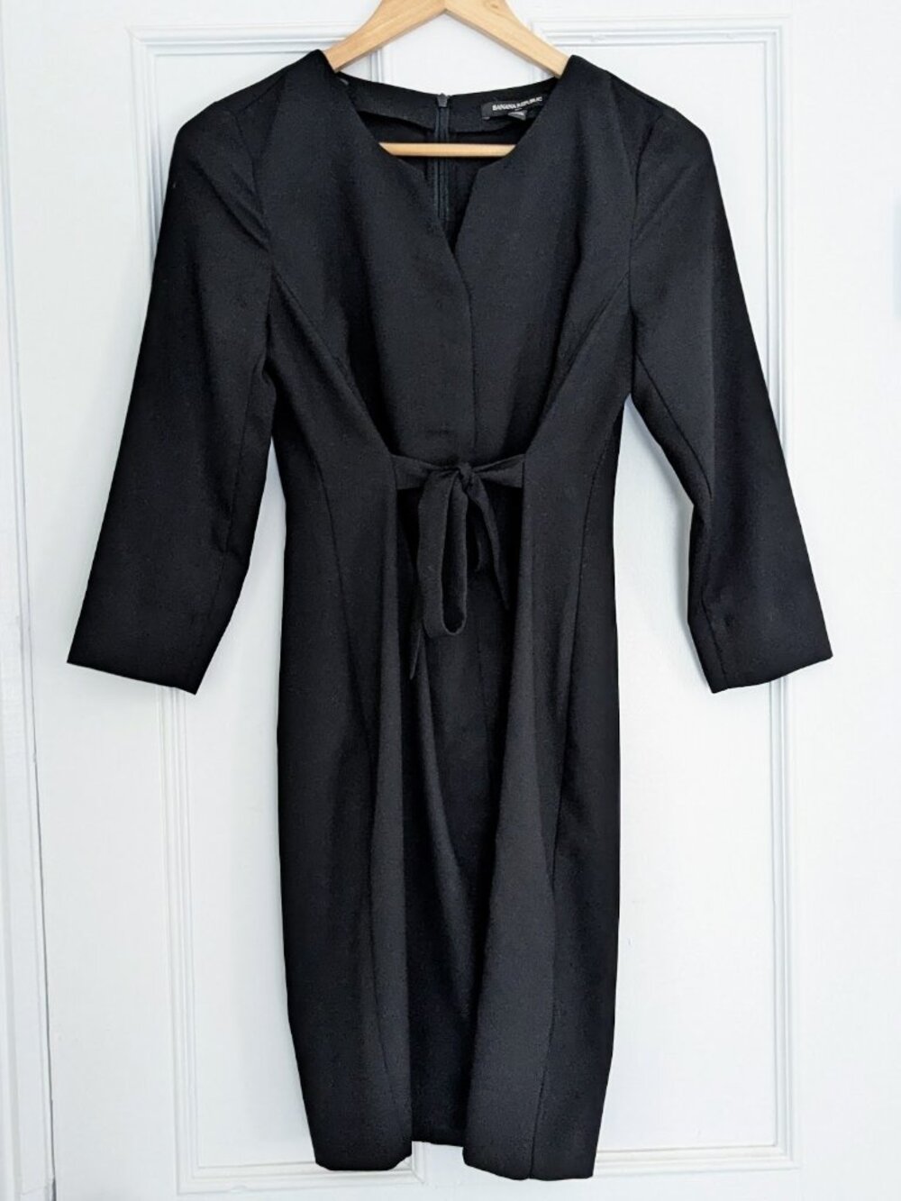 BANANA REPUBLIC Black Midi Dress US 2